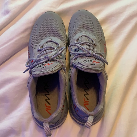 Men’s Nike Air 270’s - Picture 2 of 5